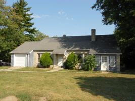 featured image of 326 W 17th St