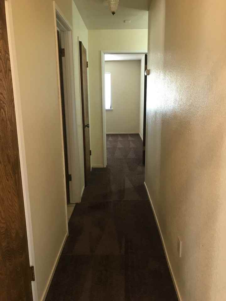 11260 Bell Dr - Photo 3 of 20