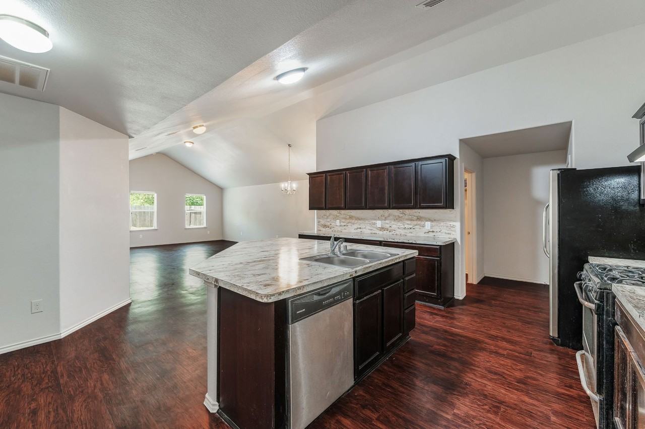 20339 Louetta Reach Dr - Photo 2 of 16