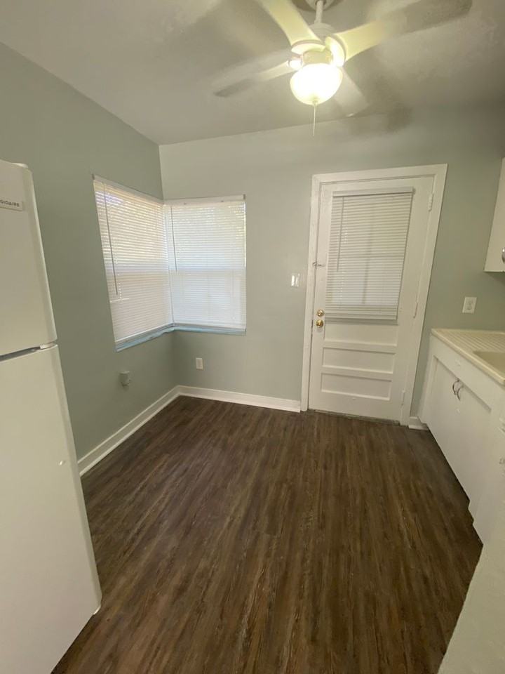 3930 Roswell Dr - Photo 7 of 16