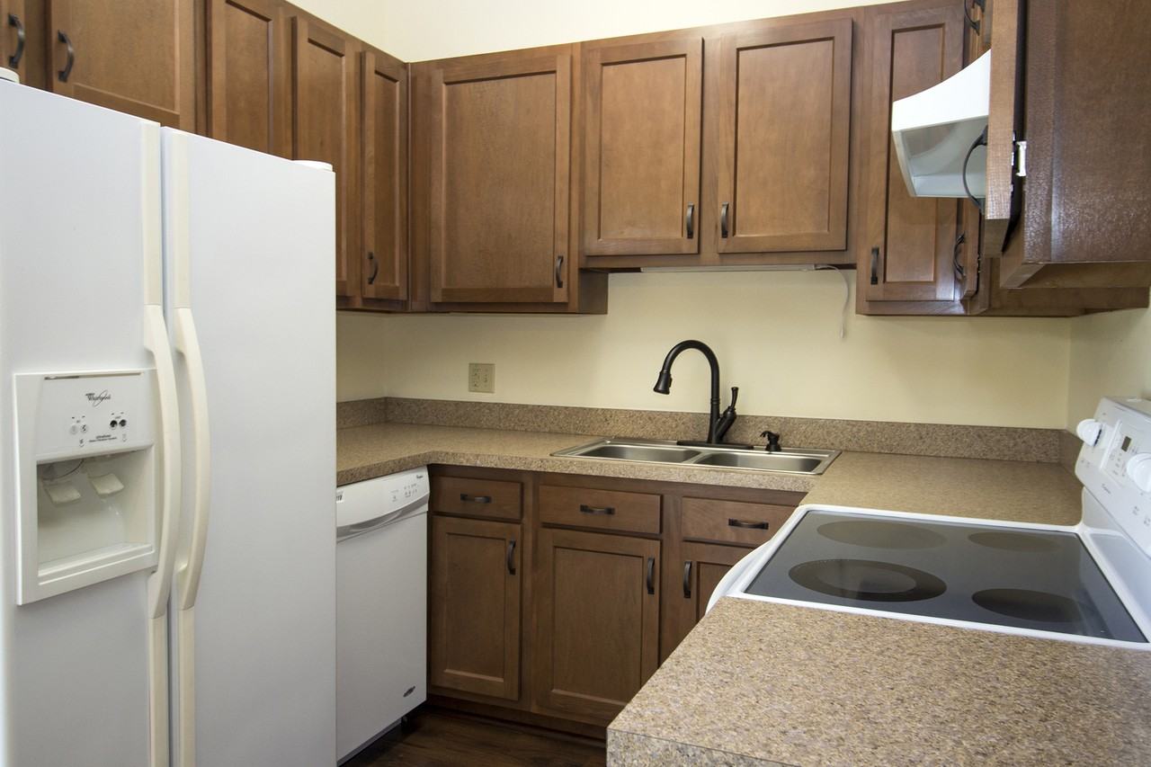 2001 Pine Bluff Ave - Photo 5 of 12