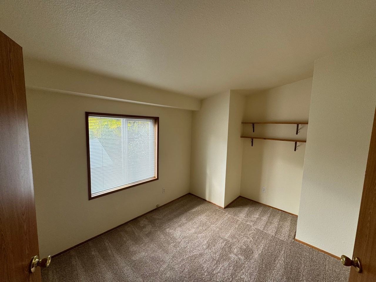 37997 Soap Creek Rd - Photo 7 of 28