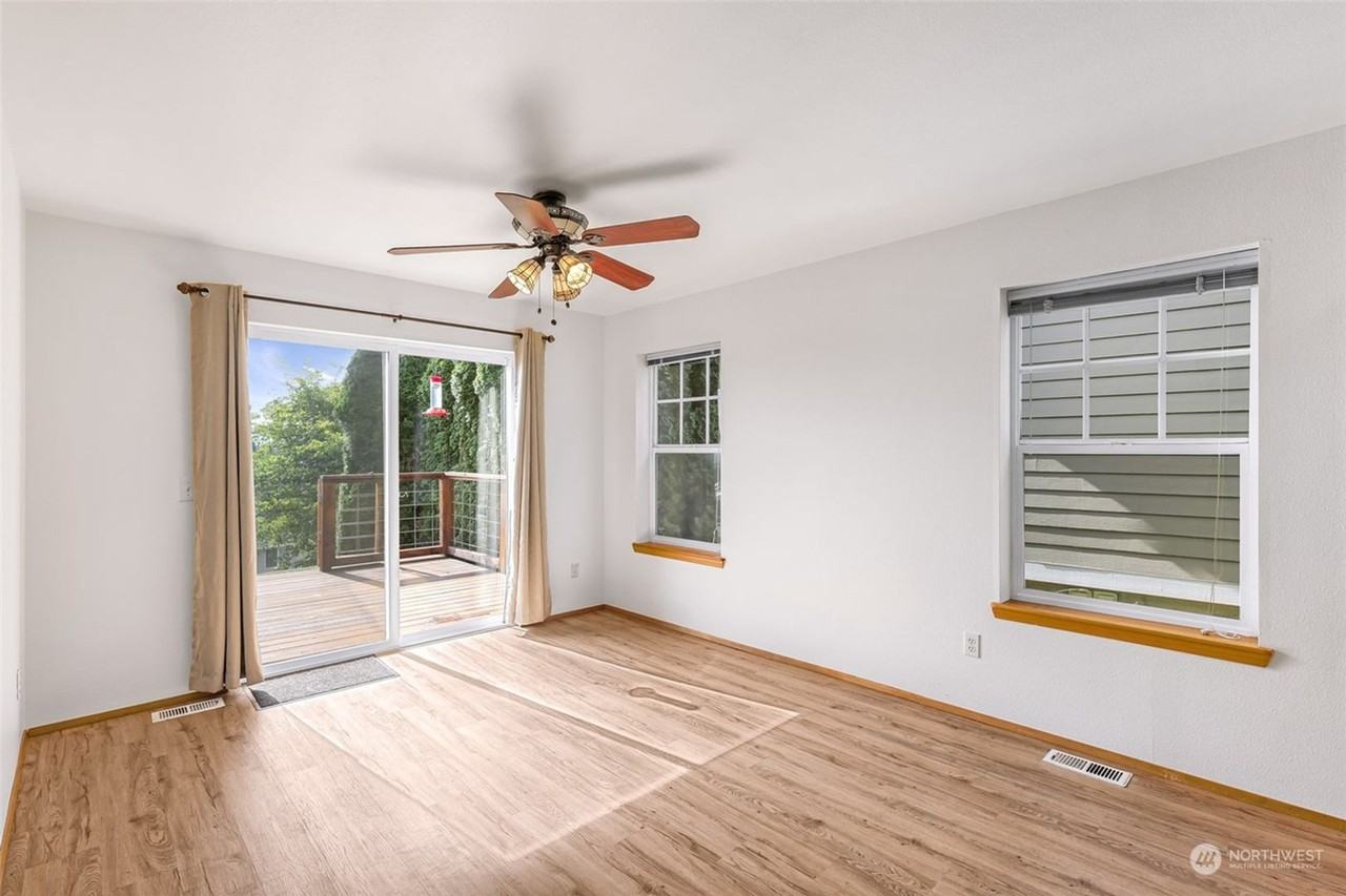 6210 Lincoln Drive - Photo 5 of 21