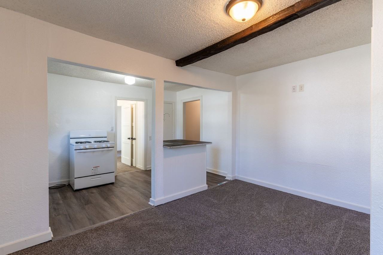 10130 E Ollie Ave - Photo 6 of 19