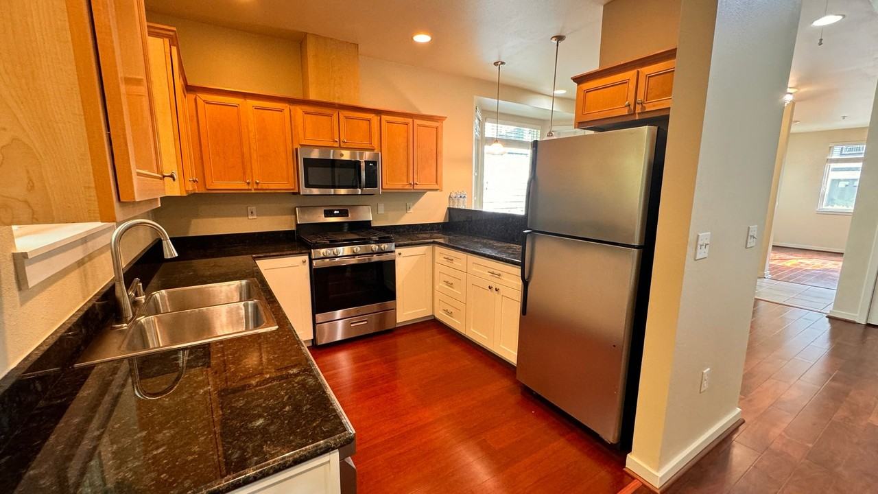 21246 Se 42nd Pl - Photo 7 of 19