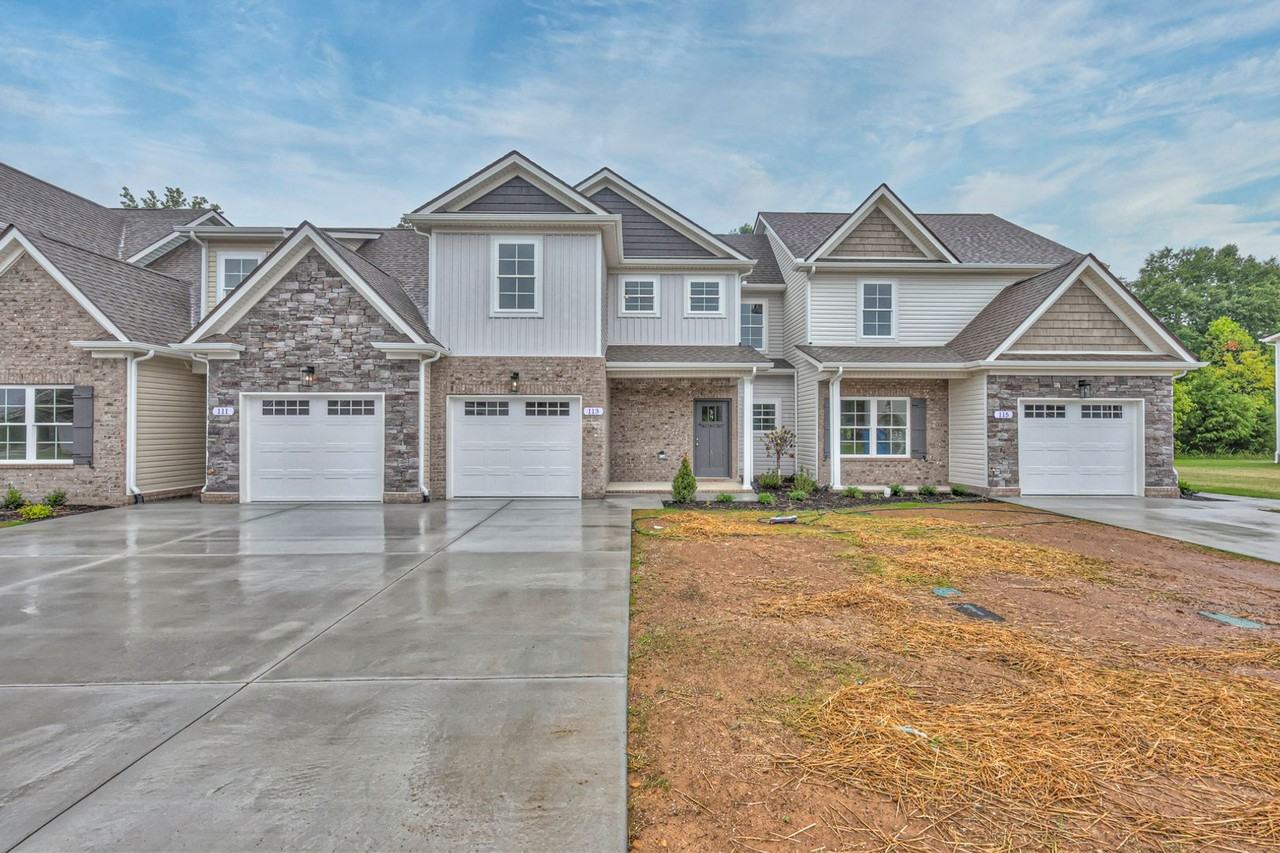 233 Creek Wood Rd - Photo 3 of 35