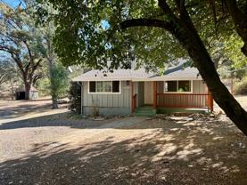 11292 Old Pond Ln - Photo 1 of 1