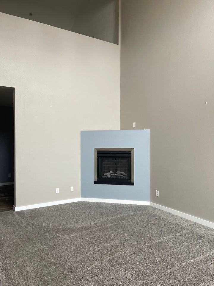 318 Bellows Ct - Photo 4 of 25