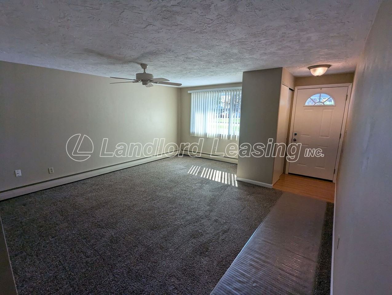 2308 Mark Dr - Photo 2 of 12