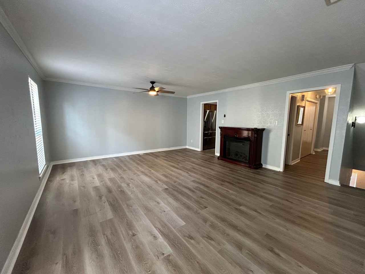 2500 Centenary Blvd - Photo 2 of 15