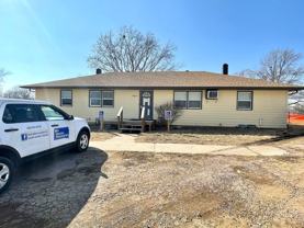 1100 W 7th - Photo 1 of 1