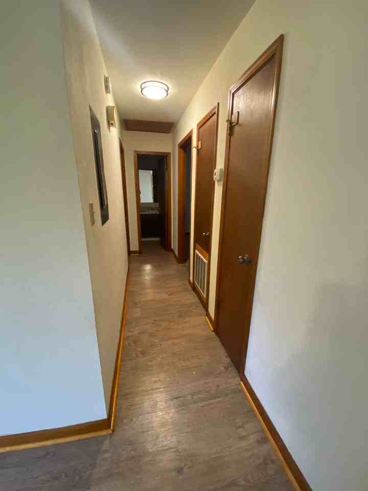 1330 Fuller Rd - Photo 7 of 12