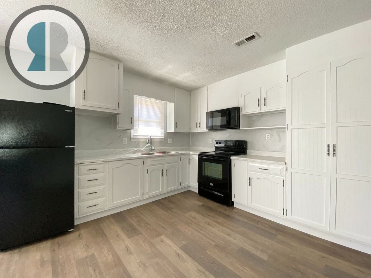 204 E 1st- Haven - Photo 2 of 15