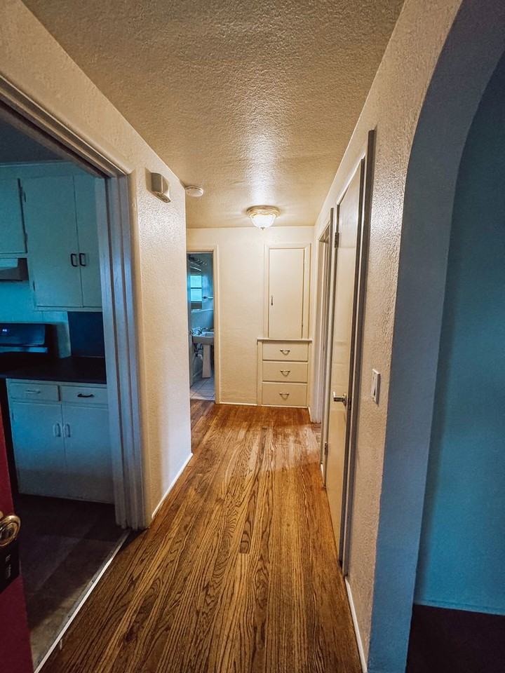 90 Maynard Ave - Photo 4 of 19