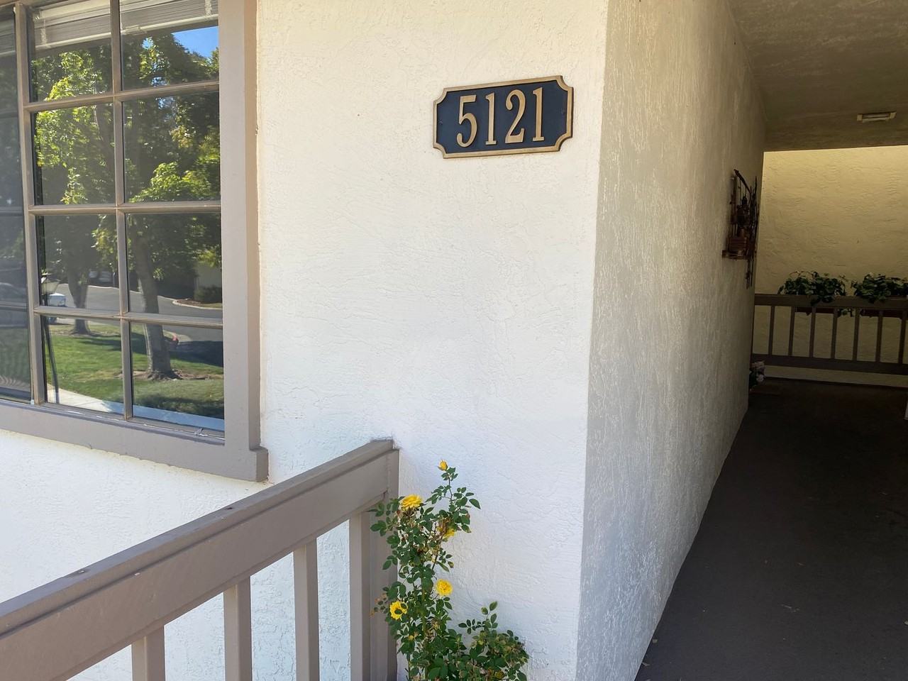 5121 Cribari Pl - Photo 3 of 21