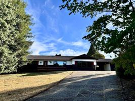 featured image of 145 Squire Ln