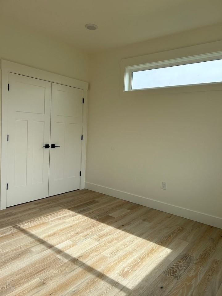 823 Van Allen Way - Photo 5 of 20
