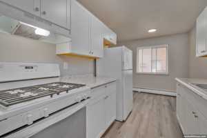 featured image of 409 S Webster Ave