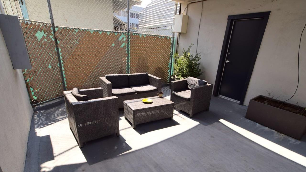 Alex Court Apartments - Photo 2 of 18