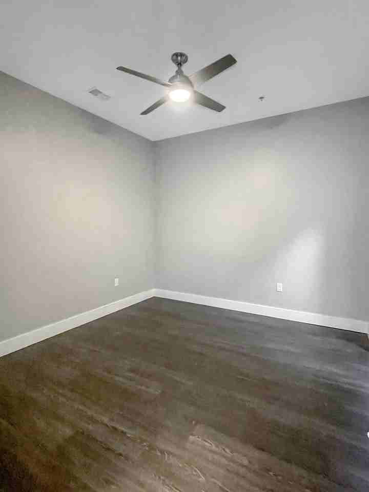 930 E Butler Rd #1 - Photo 2 of 8