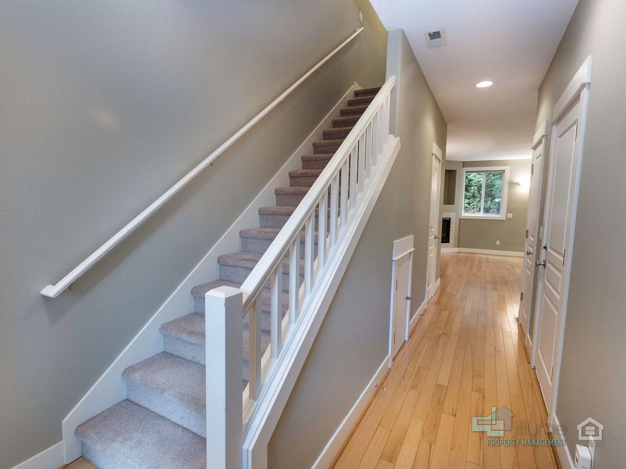 9305 Sw Jasper Dr - Photo 2 of 45