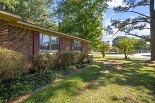 16 Parkwood Cir - Photo 1 of 1