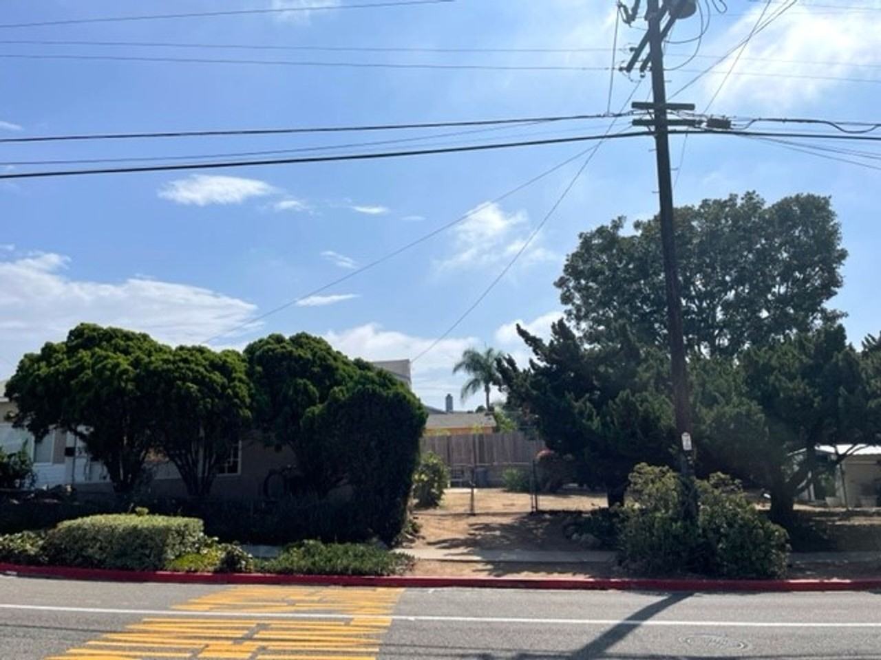 88 E I St - Photo 2 of 24