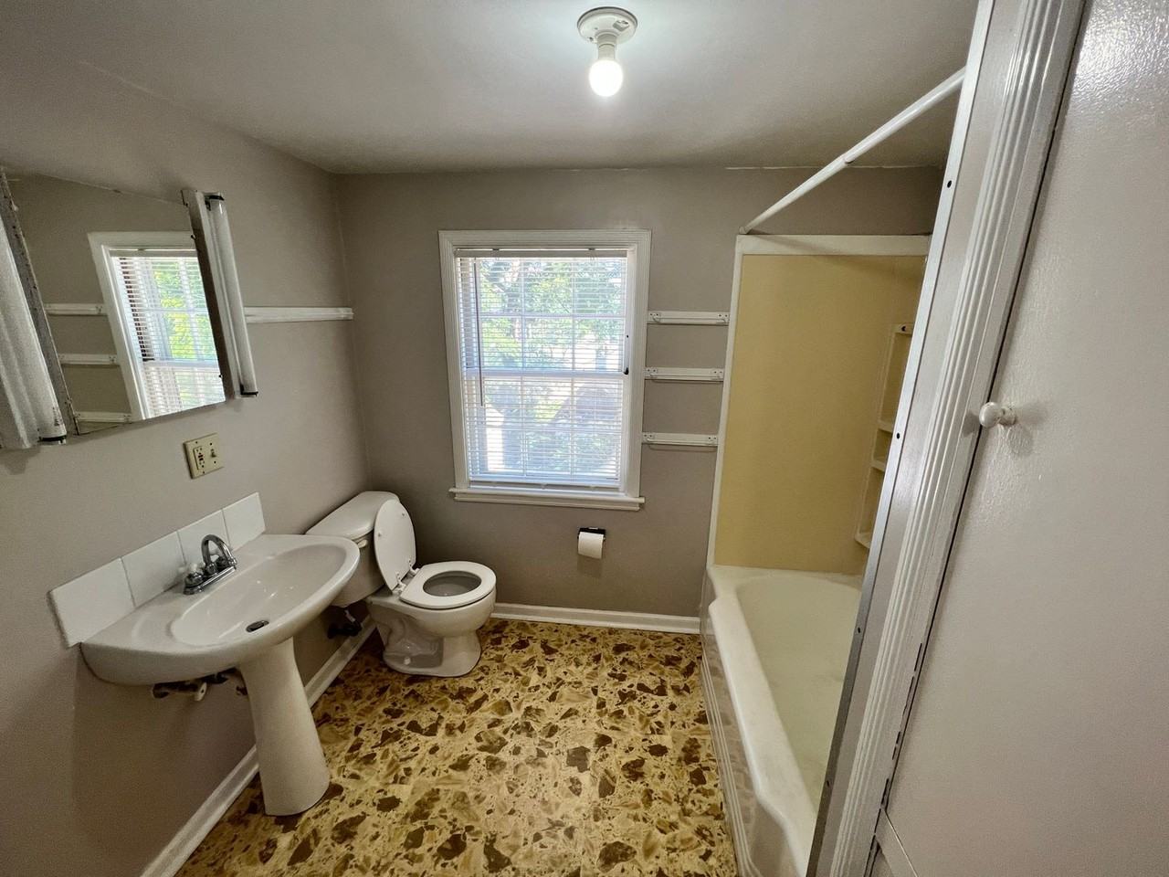 1710 West Laramie Street - Photo 7 of 18