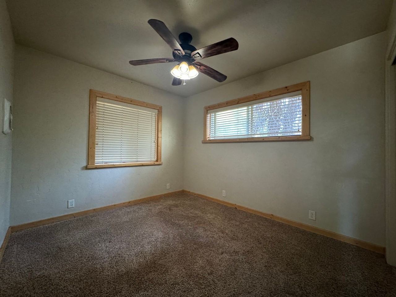 3798 Mary Ann Ln - Photo 3 of 7