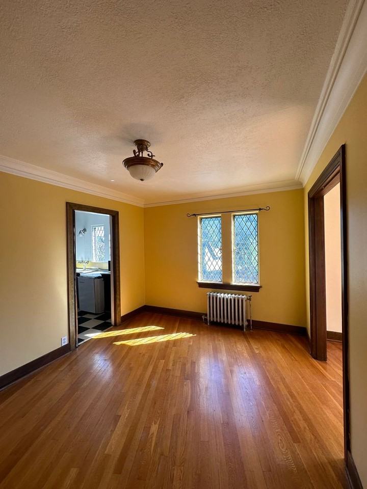 18344 Se River Rd - Photo 3 of 15