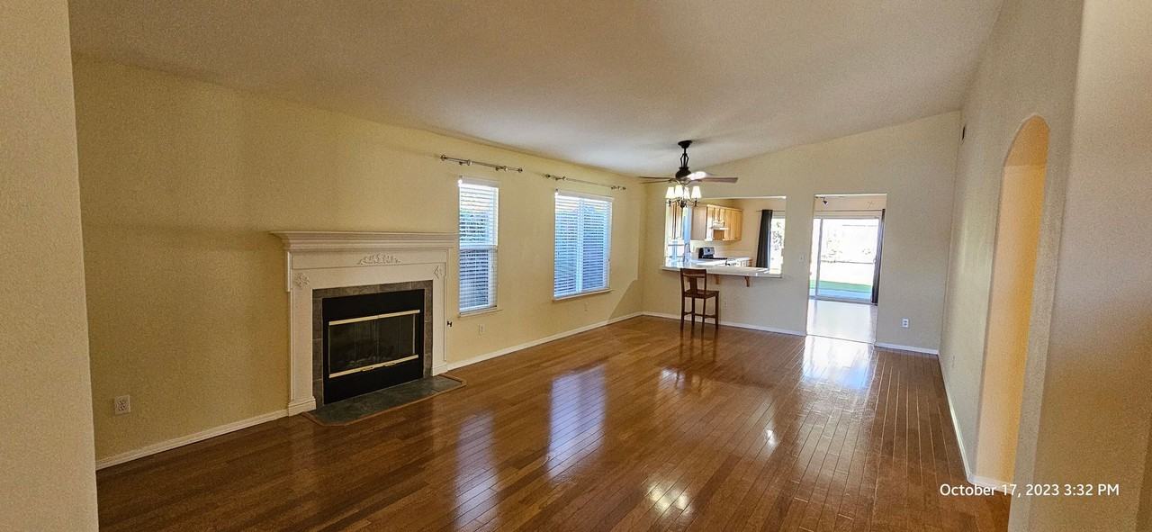 1844 Evelyn Ct - Photo 2 of 39