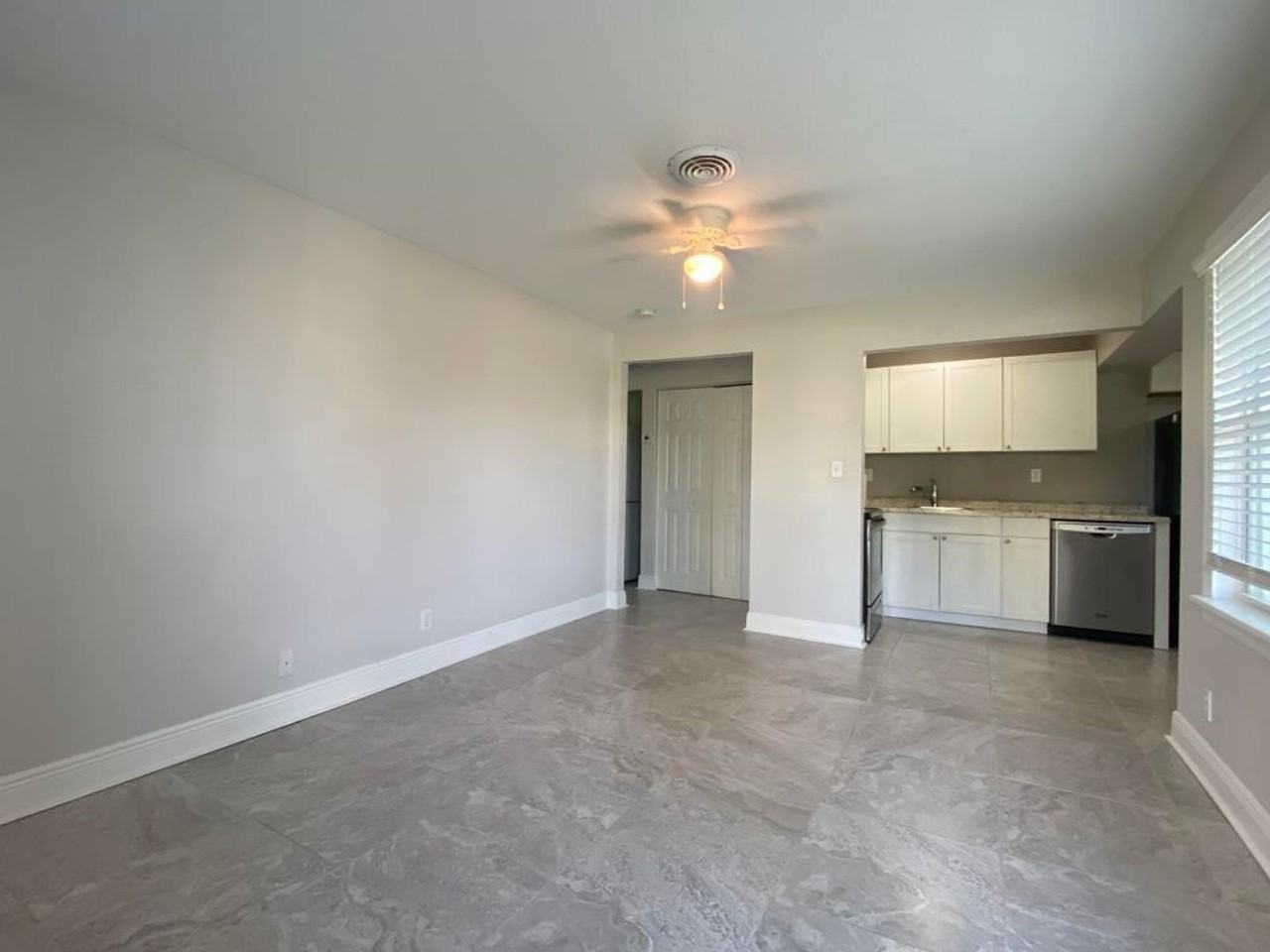 3330 S Peninsula Dr Frnt - Photo 4 of 17