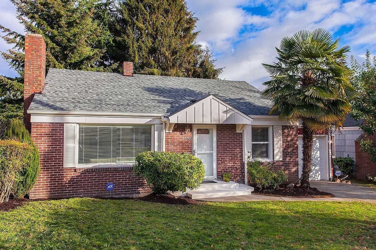 2652 35th Ave W - Photo 2 of 21