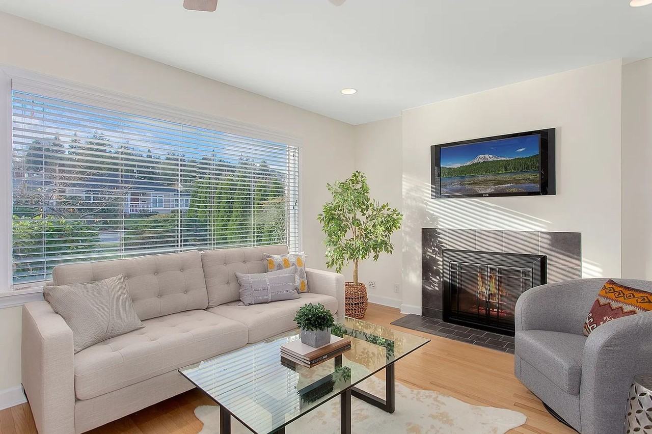 2652 35th Ave W - Photo 3 of 21