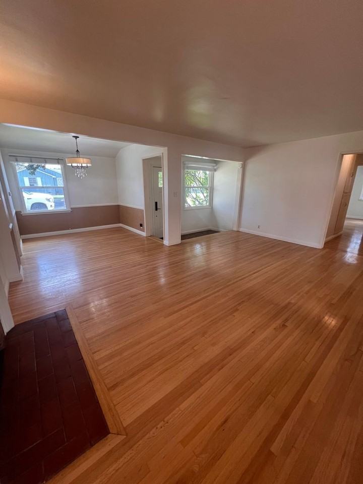 8459 Strub Ave - Photo 4 of 50