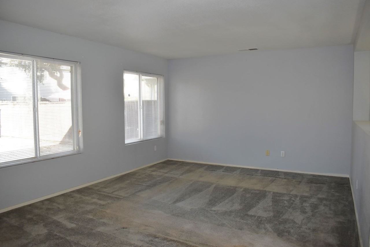 4213 Kirsten Dr - Photo 4 of 16