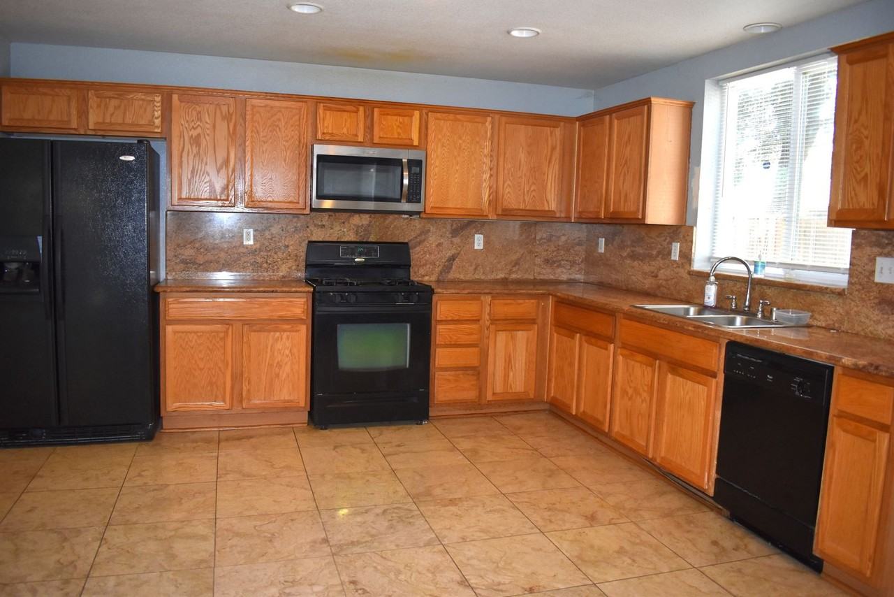 4213 Kirsten Dr - Photo 5 of 16