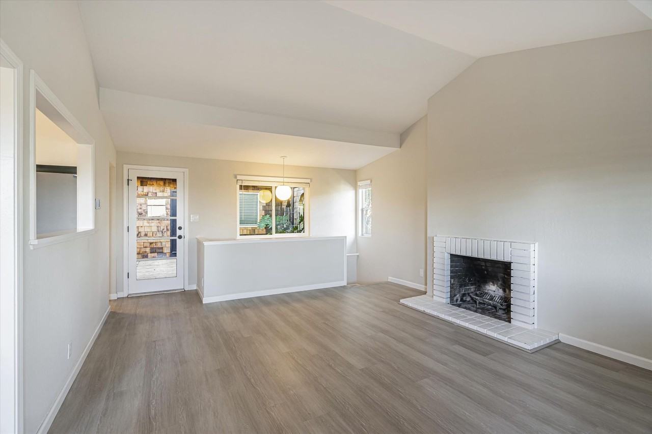 109 Cleland Ave - Photo 3 of 15