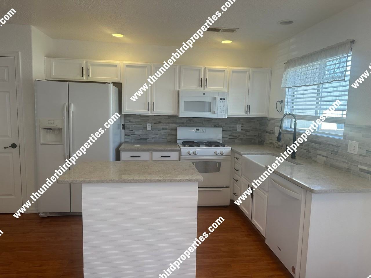 10935 Jicama Way Se - Photo 5 of 25