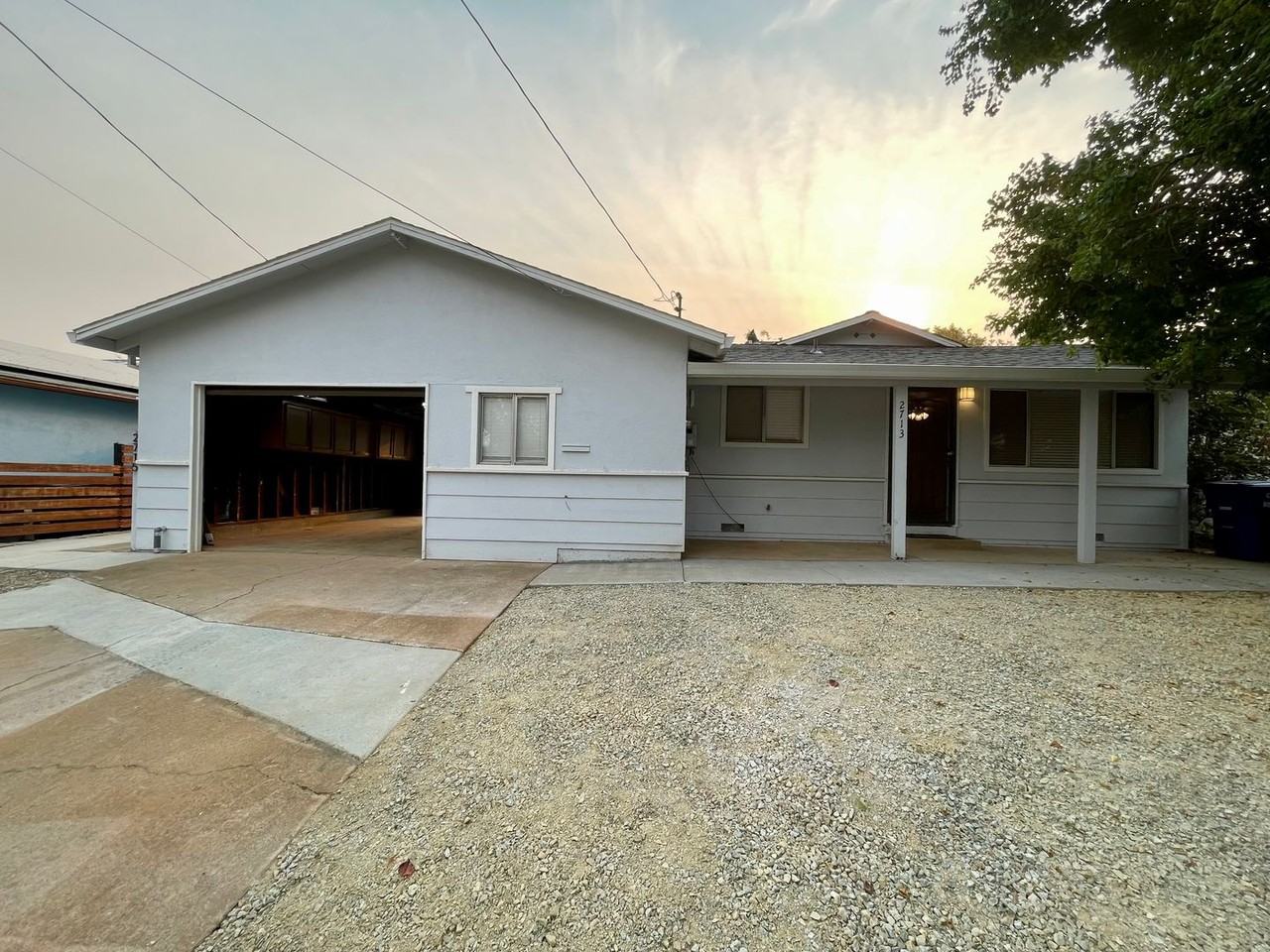 2713 Alfreda Way - Photo 3 of 26