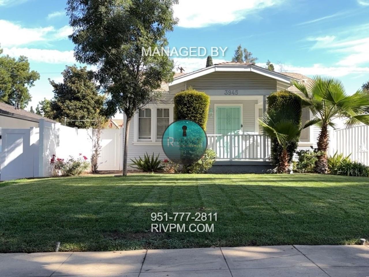 3945 Beechwood Pl - Photo 2 of 32