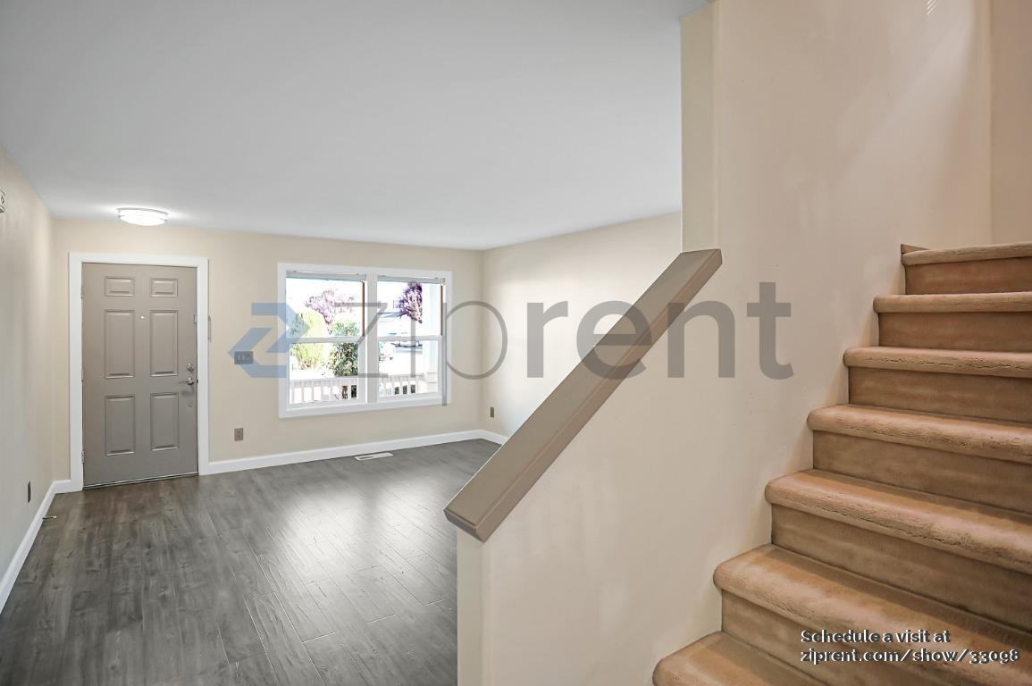 247 Ferndale Ave Se - Photo 6 of 31