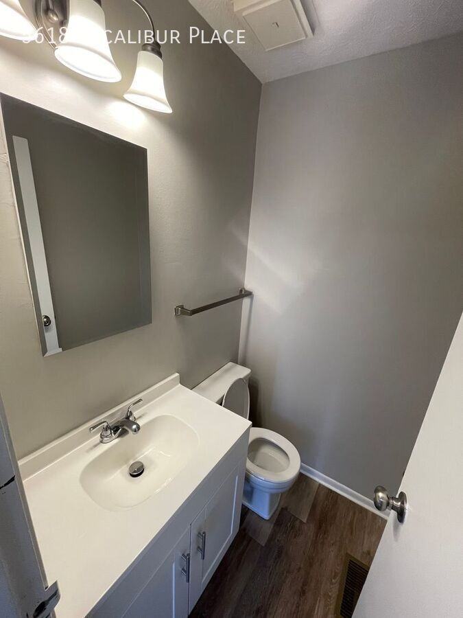 5618 Excalibur Pl - Photo 3 of 22