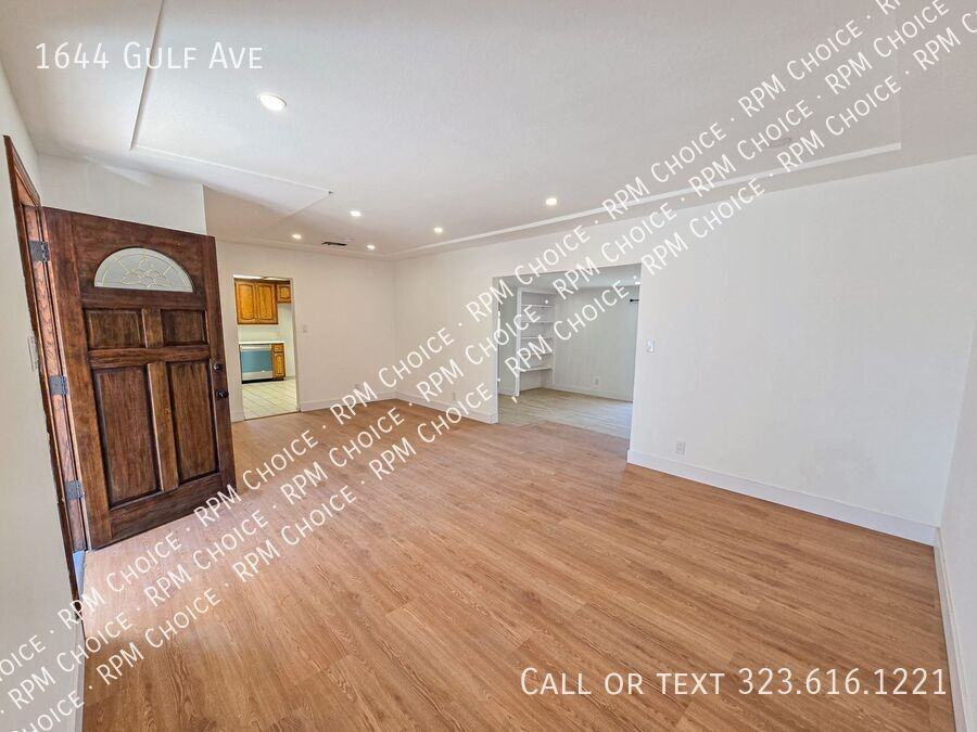 1644 Gulf Ave - Photo 2 of 32