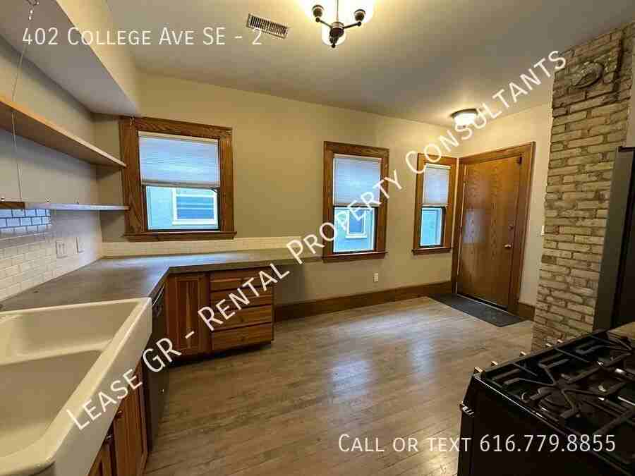402 College Ave Se #2 - Photo 2 of 21