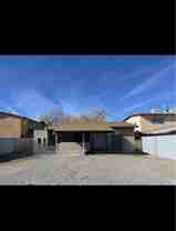 509 Vermont St Ne #B - Photo 1 of 1