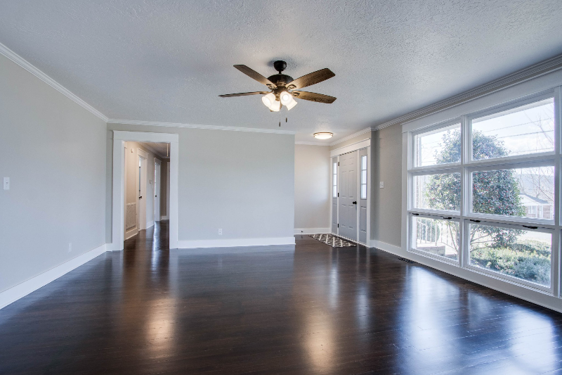 208 Myers Ter - Photo 3 of 16