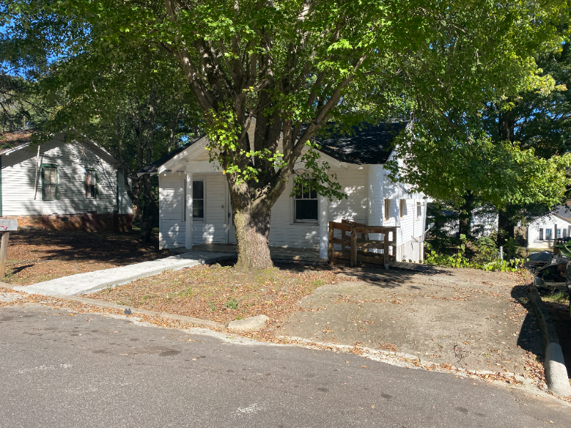 1031 4th St - Photo 2 of 17