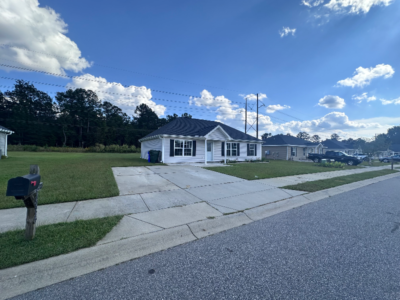 2525 Romantica Dr - Photo 2 of 15