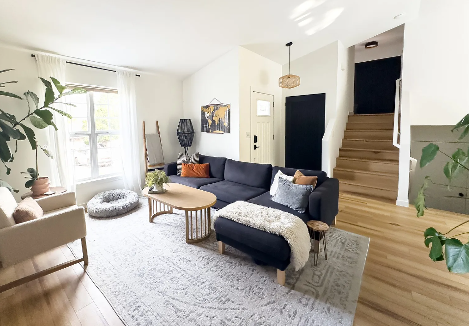 2629 Anthony Ln - Photo 3 of 10